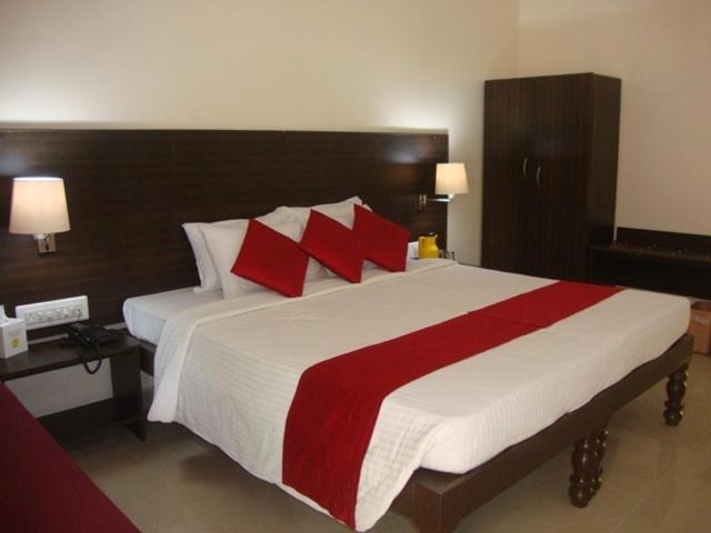 Hotel Sterling Yelagiri Habitación foto